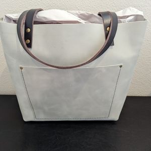Portland Leather Goods - Beluga - Large Leather Tote Bag - new